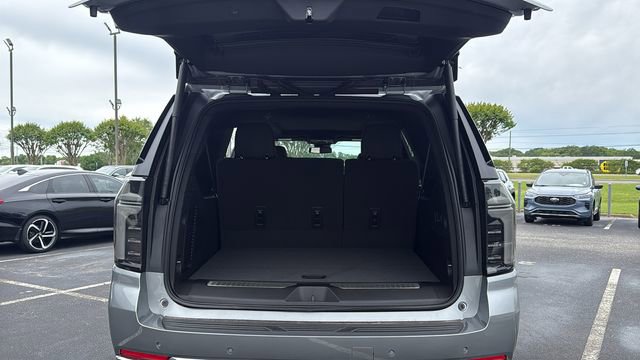 New 2026 Chevrolet Suburban Premier w/ Sun And Tow Package image 10