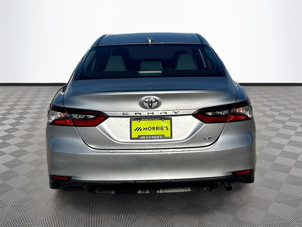 Used 2024 Toyota Camry LE image 6