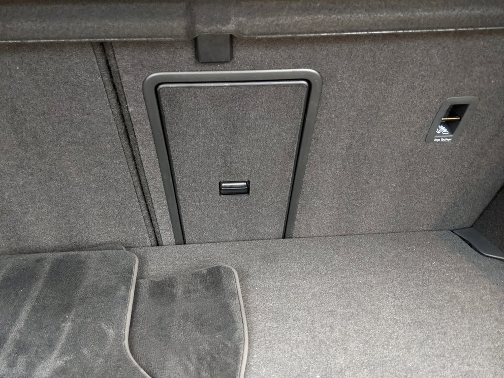 Used 2019 Volkswagen e-Golf SE w/ Driver Assistance Package image 27