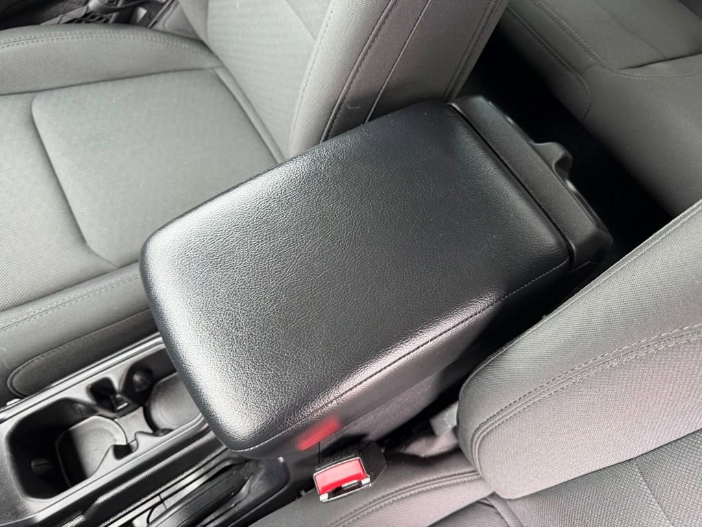 Used 2022 Jeep Wrangler Sport S image 24