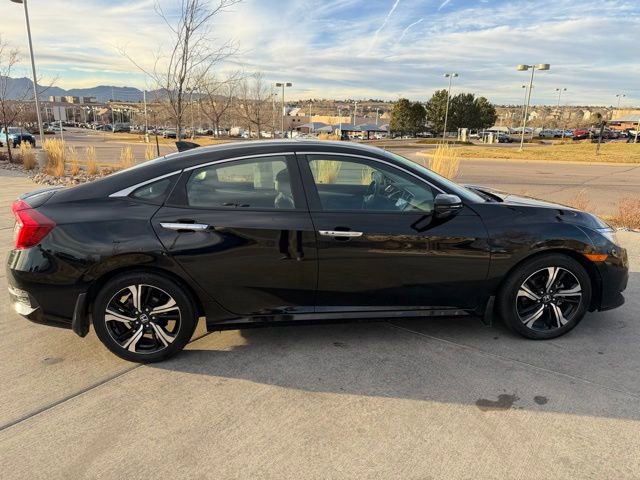 Used 2017 Honda Civic Touring image 9