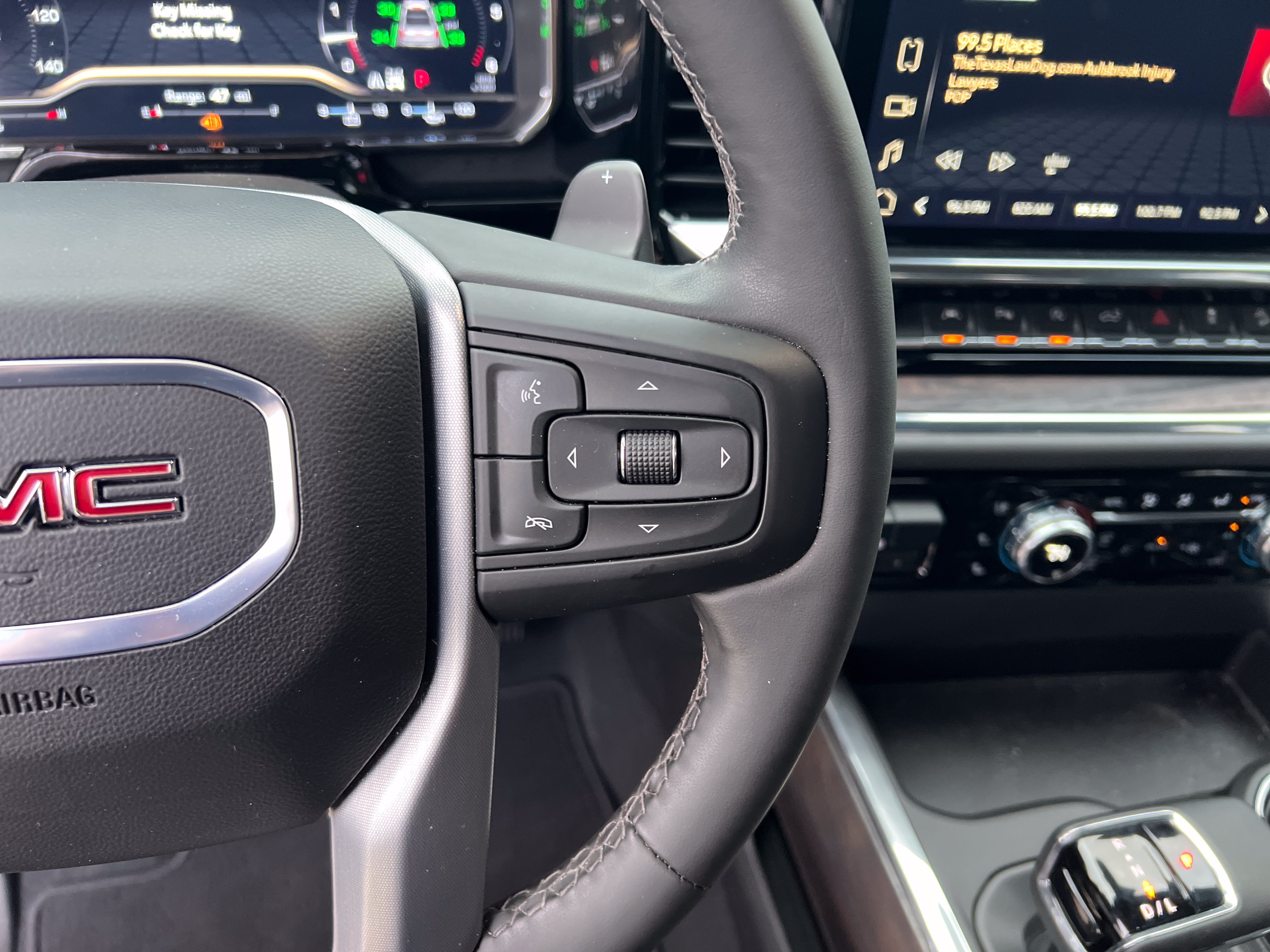 Used 2024 GMC Sierra 1500 SLT w/ SLT Premium Plus Package AWD/4WD image 18