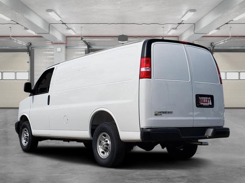 New 2025 Chevrolet Express 2500 w/ Communications Package RWD image 5
