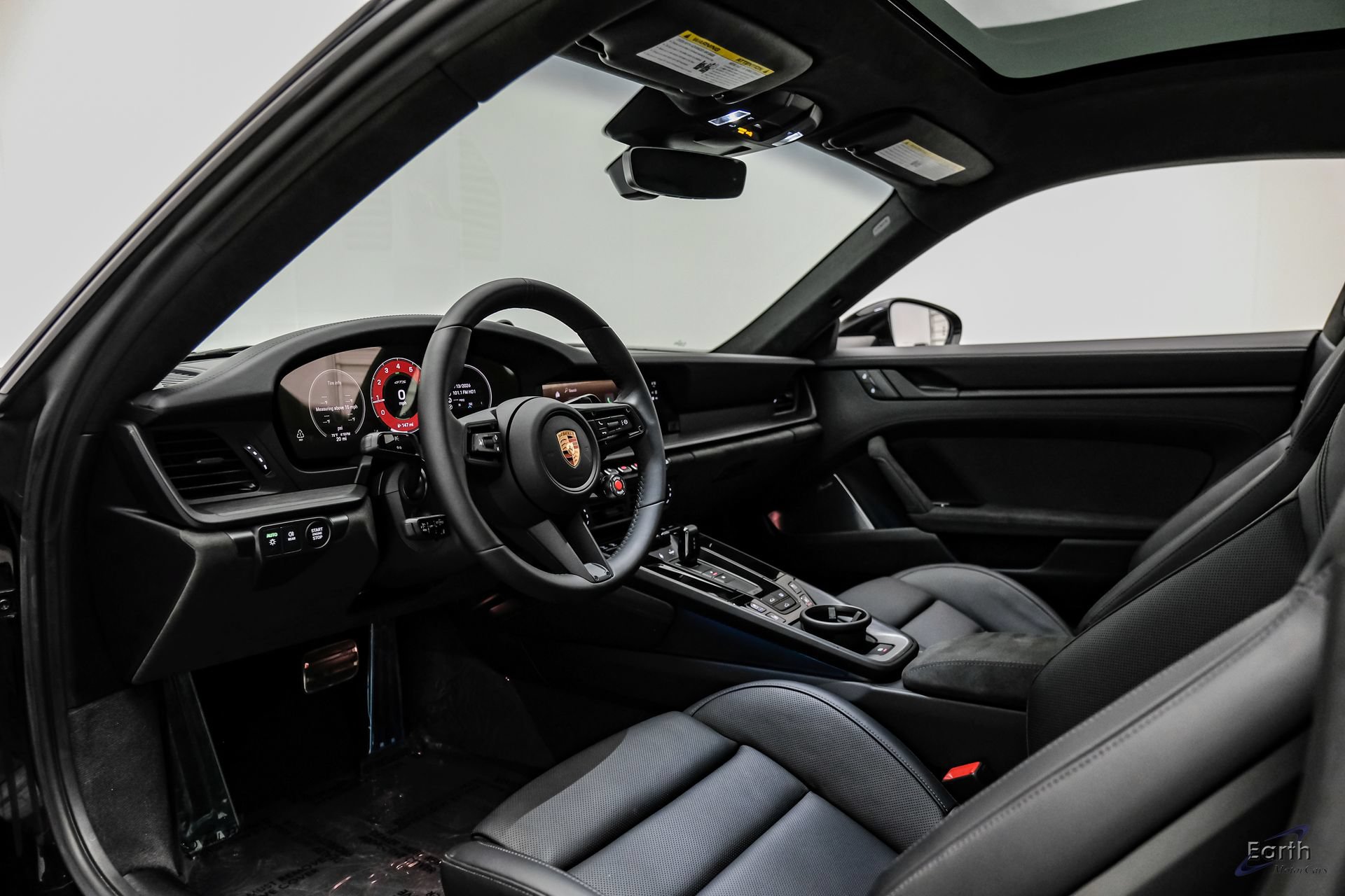 Used 2026 Porsche 911 Carrera 4 GTS AWD/4WD image 34