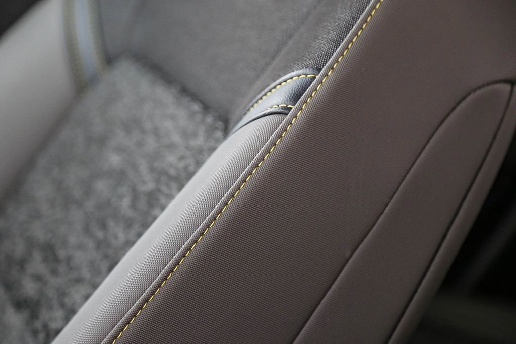 Used 2024 Chevrolet Colorado ZR2 w/ Technology Package image 26