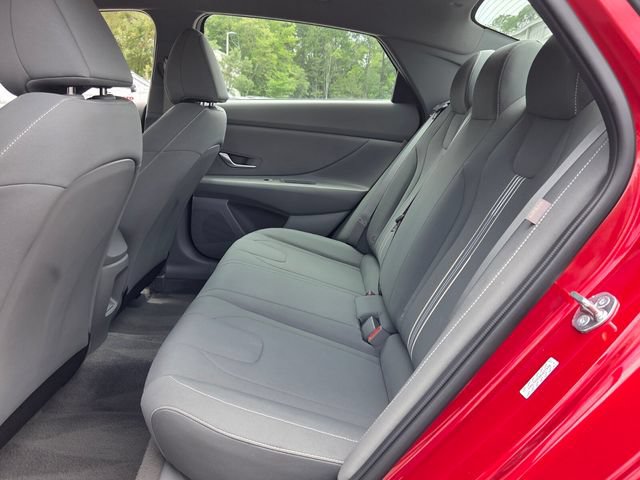 Used 2024 Hyundai Elantra SEL FWD image 10