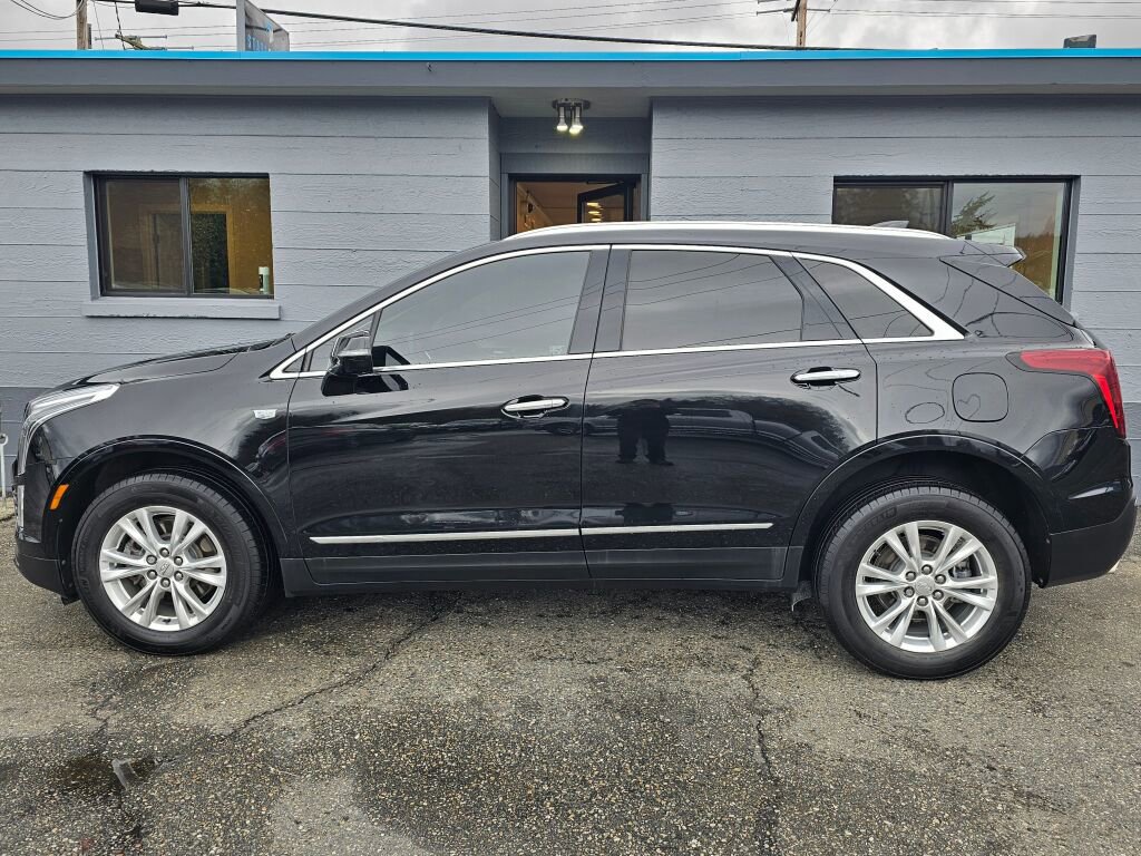 Used 2023 Cadillac XT5 Luxury AWD/4WD image 2