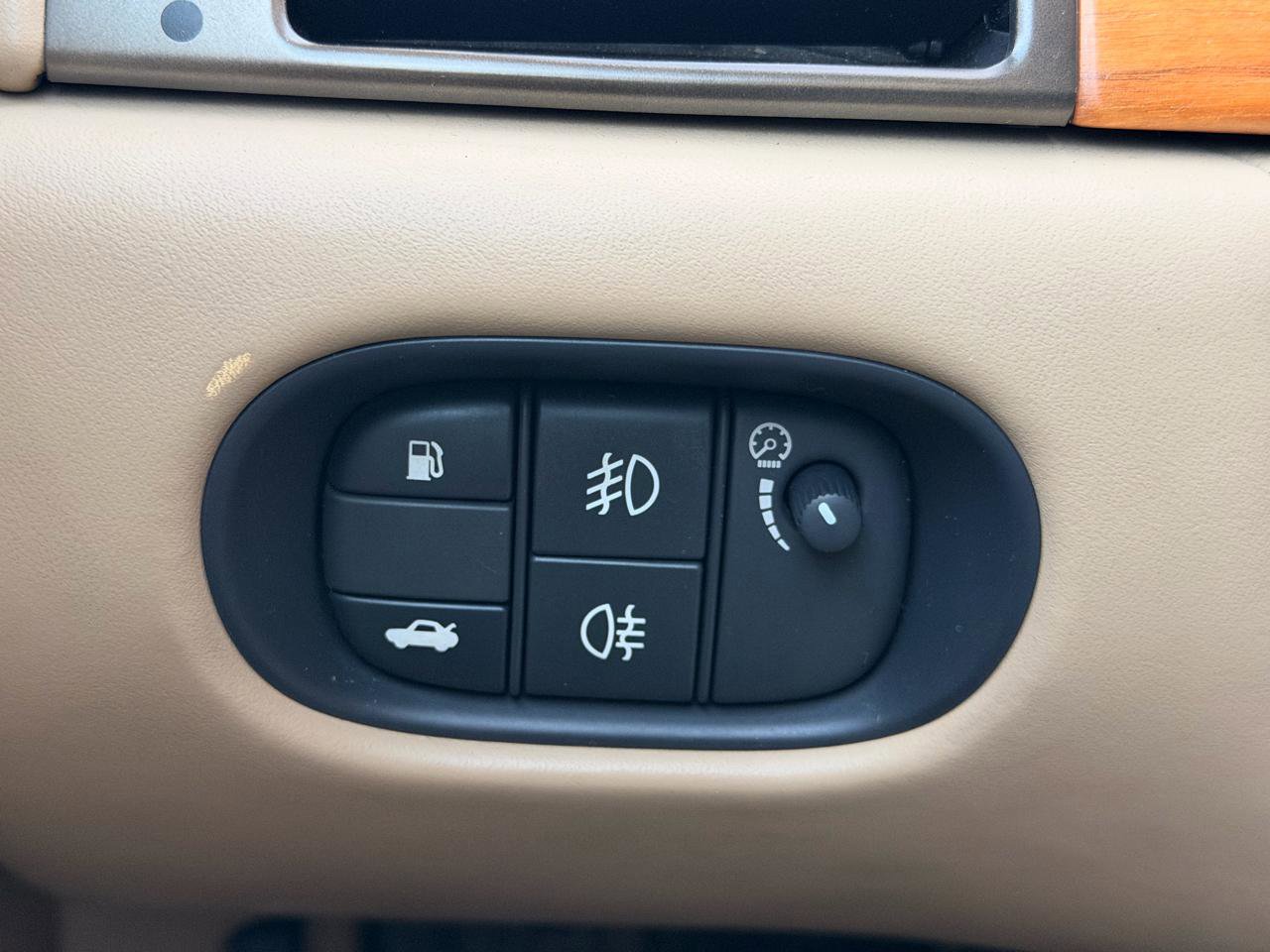 Used 2009 Jaguar XK Coupe image 30