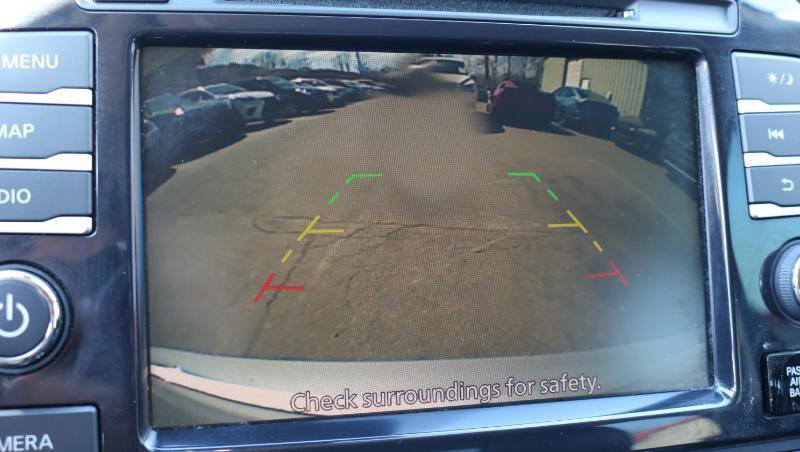 Used 2022 Nissan Maxima SV w/ Floor Mat Group FWD image 16