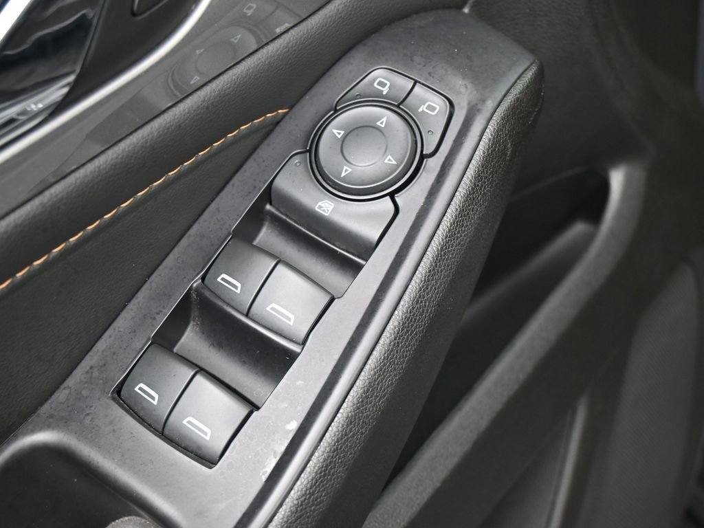 Used 2020 Chevrolet Traverse LS image 13