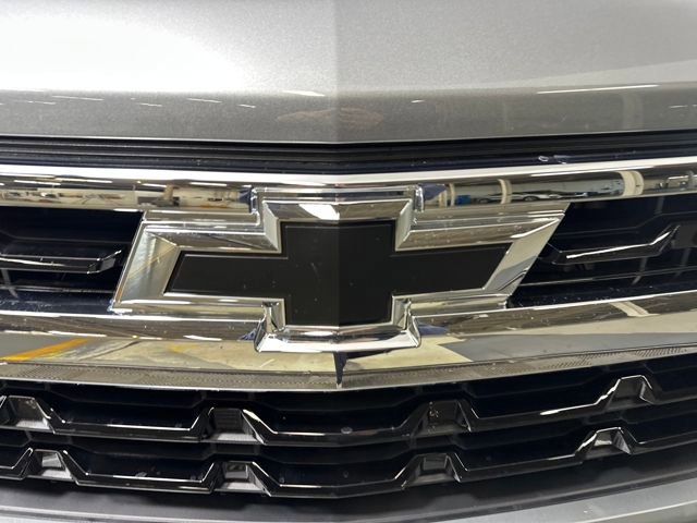 Used 2025 Chevrolet Silverado 1500 LT image 9