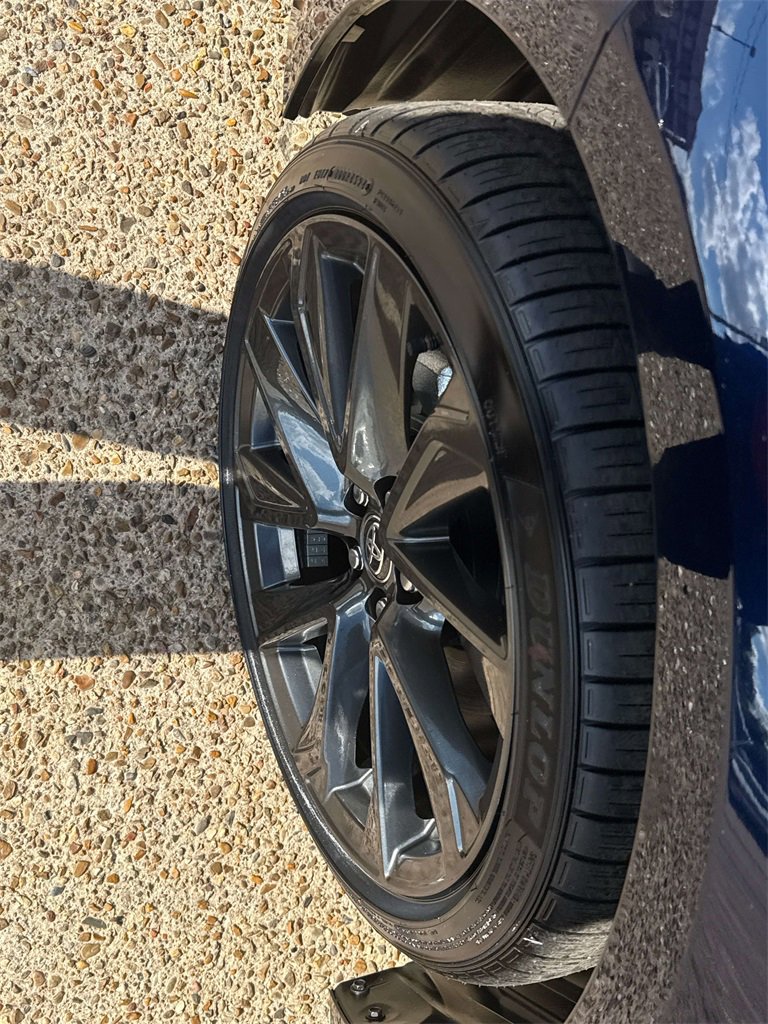 Used 2025 Toyota Corolla SE image 6