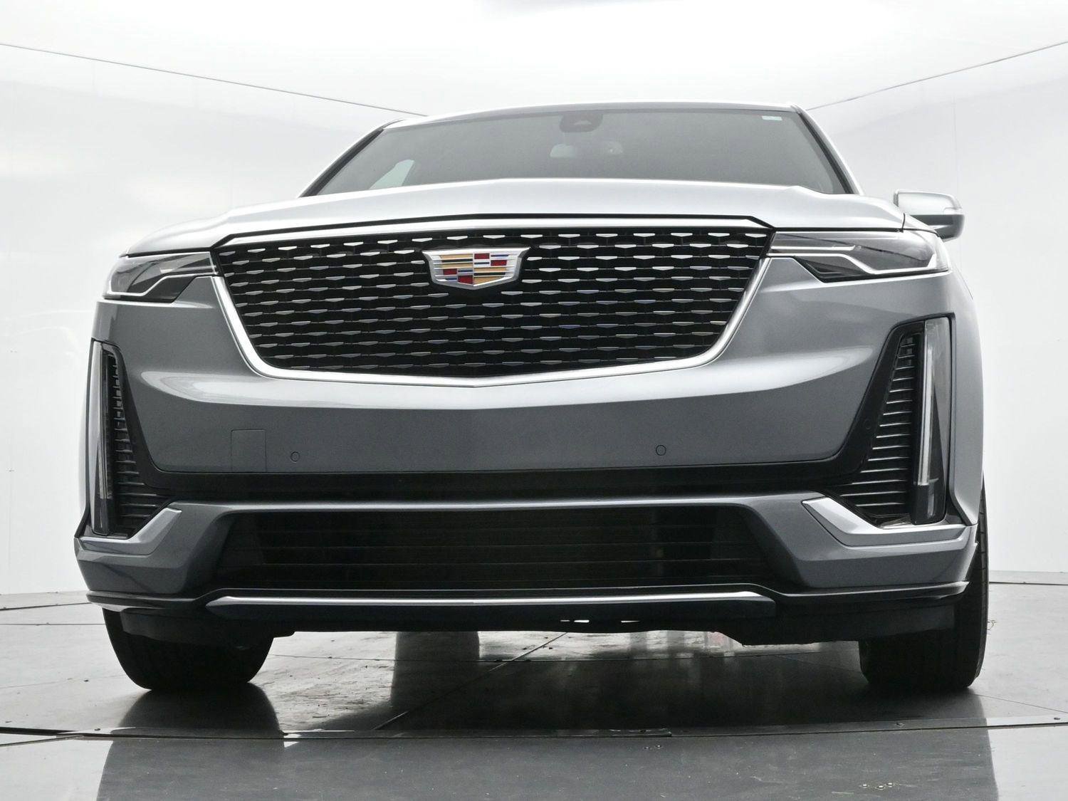 Certified 2024 Cadillac XT6 Premium Luxury w/ LPO, Floor Liner Package AWD/4WD image 51