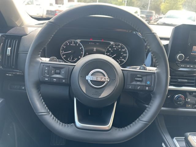 New 2025 Nissan Pathfinder SV w/ Cargo Package image 13
