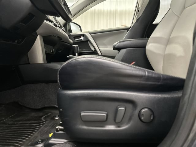 Used 2018 Toyota RAV4 Limited w/ All Weather Liner Package AWD/4WD image 16