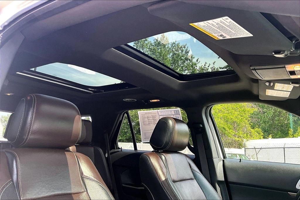 Used 2015 Ford Explorer Sport w/ Equipment Group 401A AWD/4WD image 23