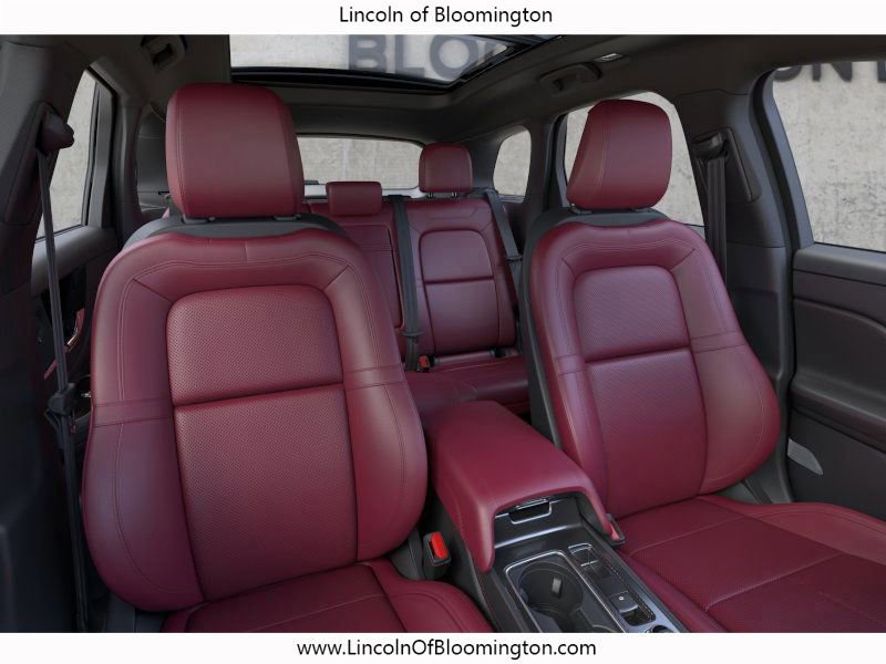 New 2025 Lincoln Corsair Reserve w/ Equipment Group 202A image 13