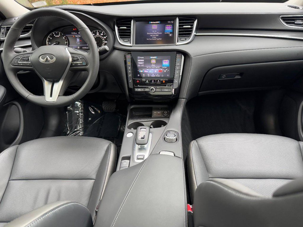 Used 2025 INFINITI QX50 Luxe image 12