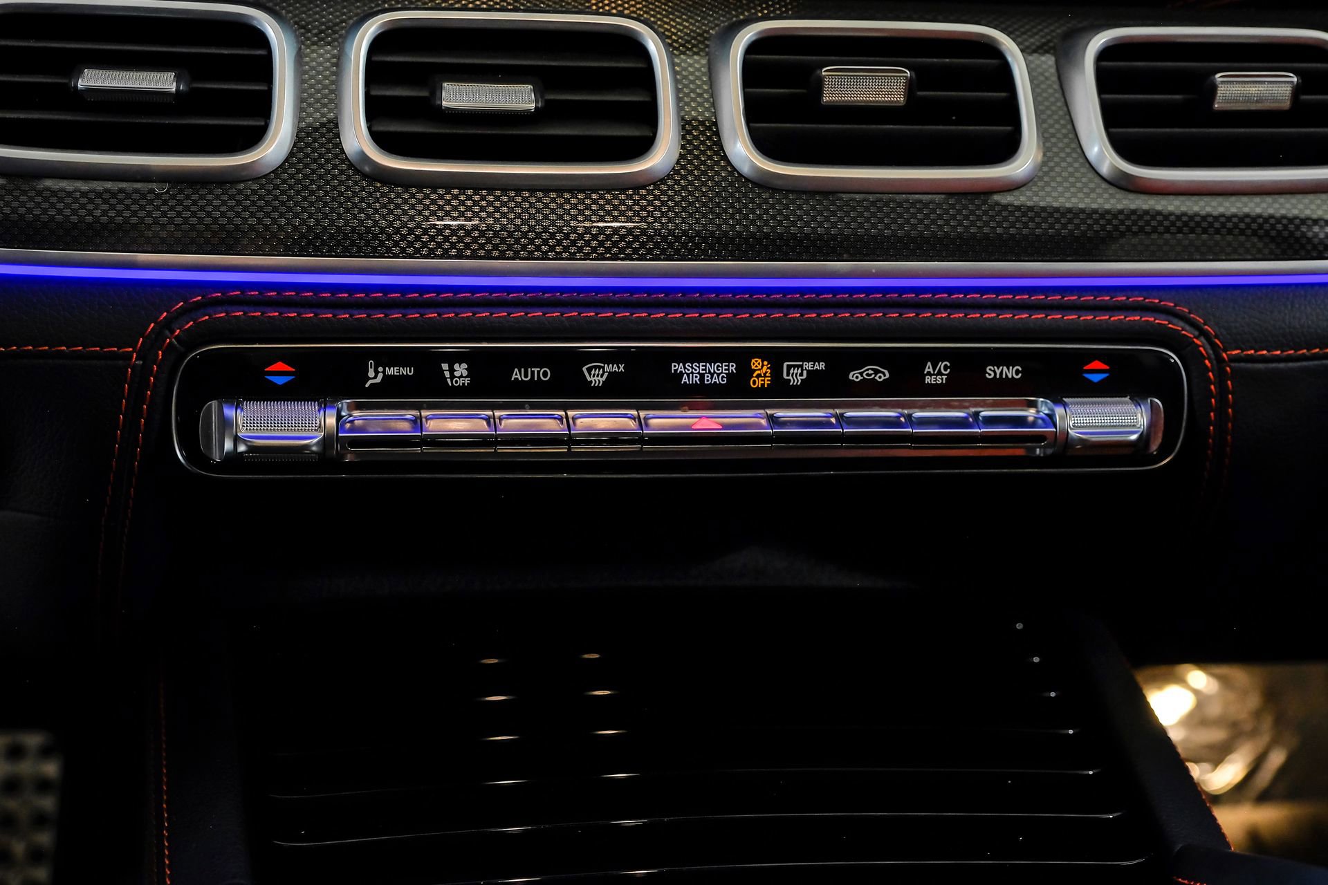 Used 2023 Mercedes-Benz GLE 53 AMG 4MATIC Coupe image 29