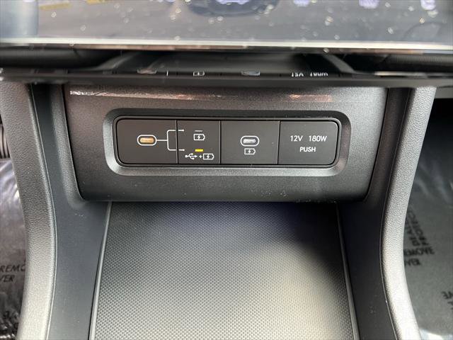 New 2025 Hyundai Tucson Limited image 23