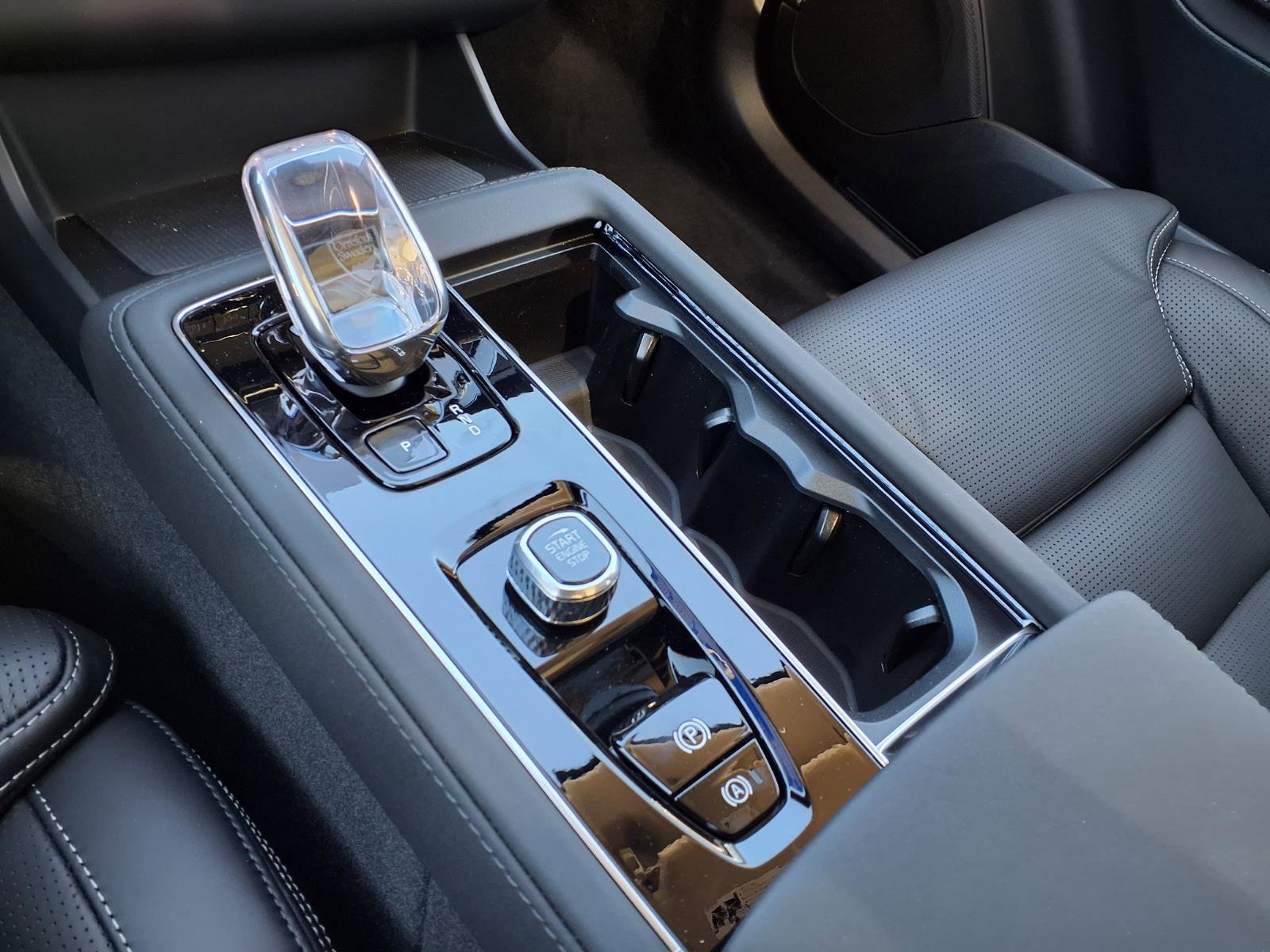 New 2026 Volvo XC90 T8 Ultra w/ Protection Package Premier image 14