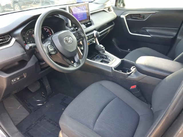 Used 2024 Toyota RAV4 LE FWD image 11
