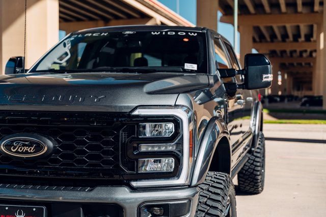 New 2026 Ford F250 Lariat w/ Black Appearance Package AWD/4WD image 3