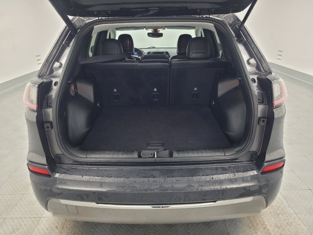 Used 2019 Jeep Cherokee Limited image 29