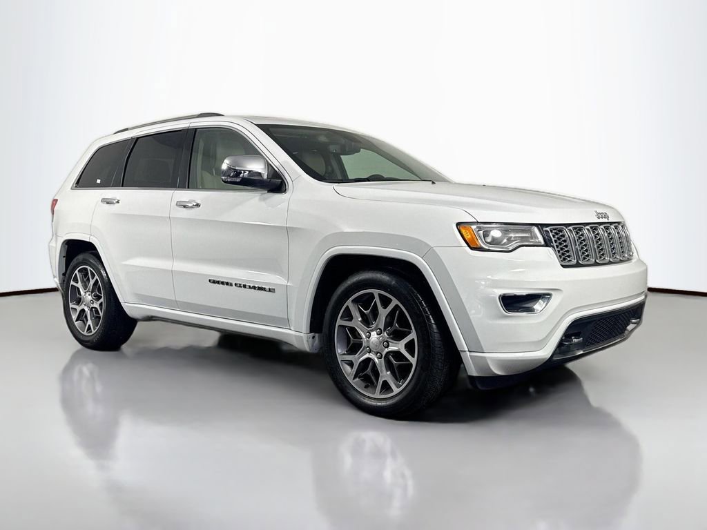 Used 2020 Jeep Grand Cherokee Overland AWD/4WD image 3