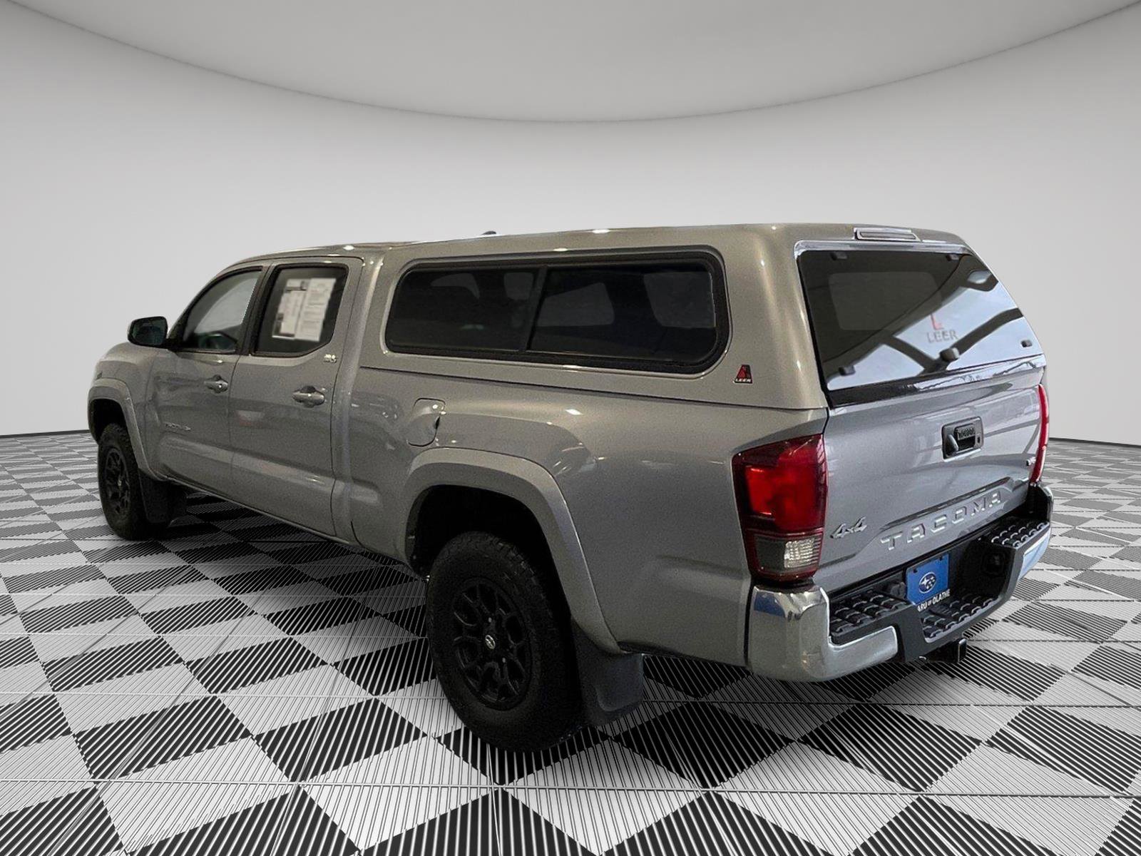 Used 2019 Toyota Tacoma SR5 image 8