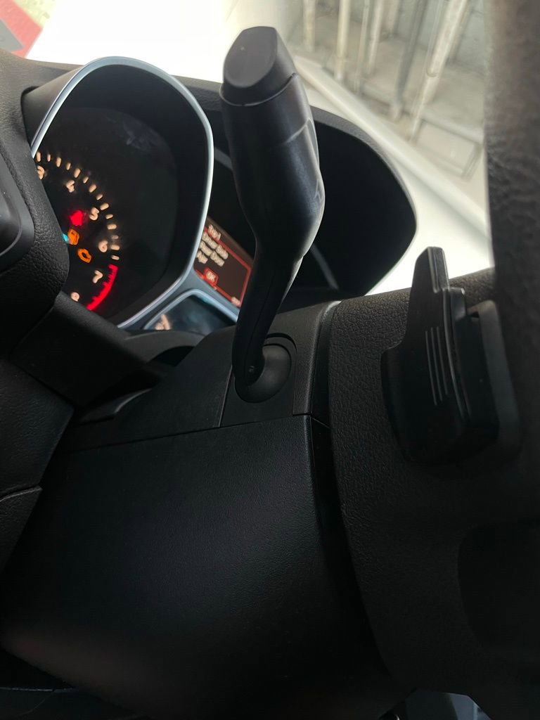 Used 2017 Ford Escape SE image 23