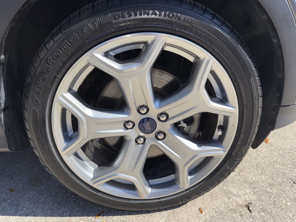 Used 2017 Ford Escape Titanium image 37