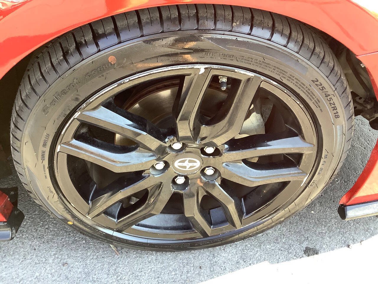 Used 2016 Scion tC FWD image 29