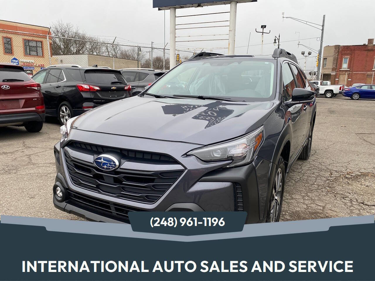 Used 2025 Subaru Outback Premium w/ Popular Package #1A image 1