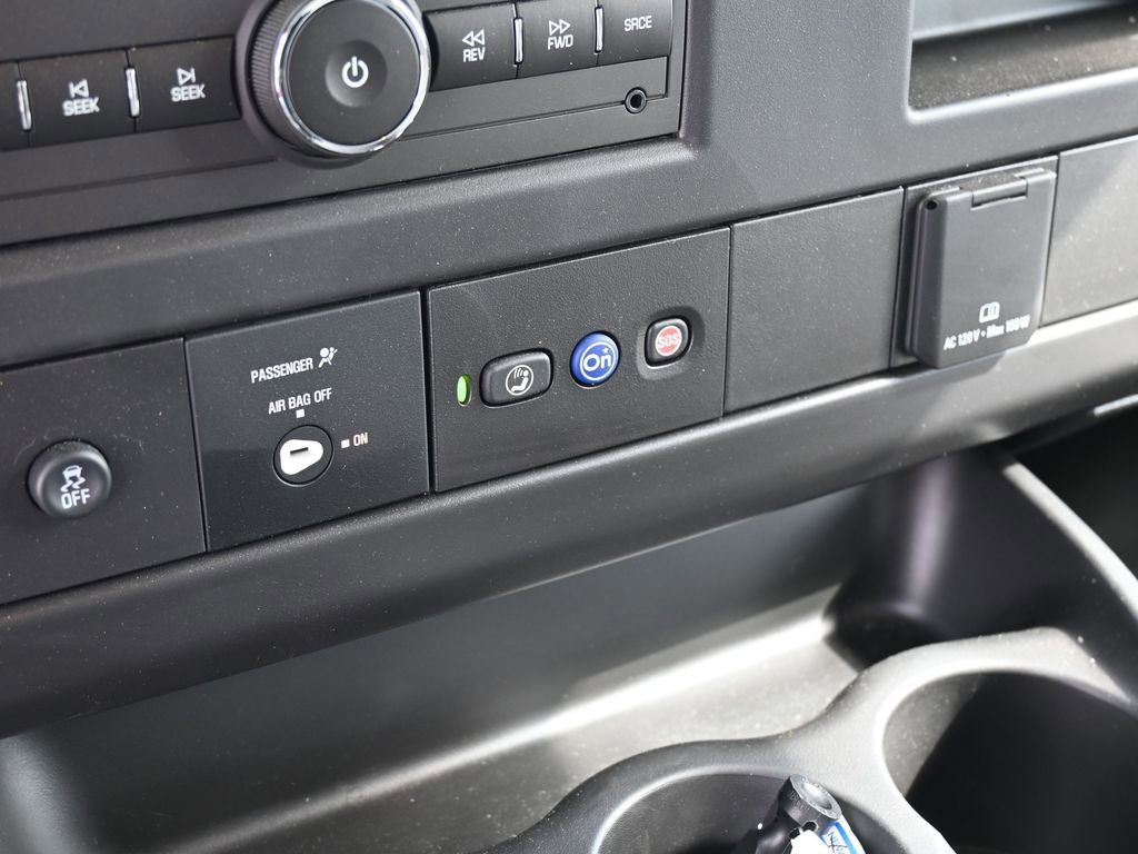 New 2025 GMC Savana 3500 w/ Power Convenience Package RWD image 20