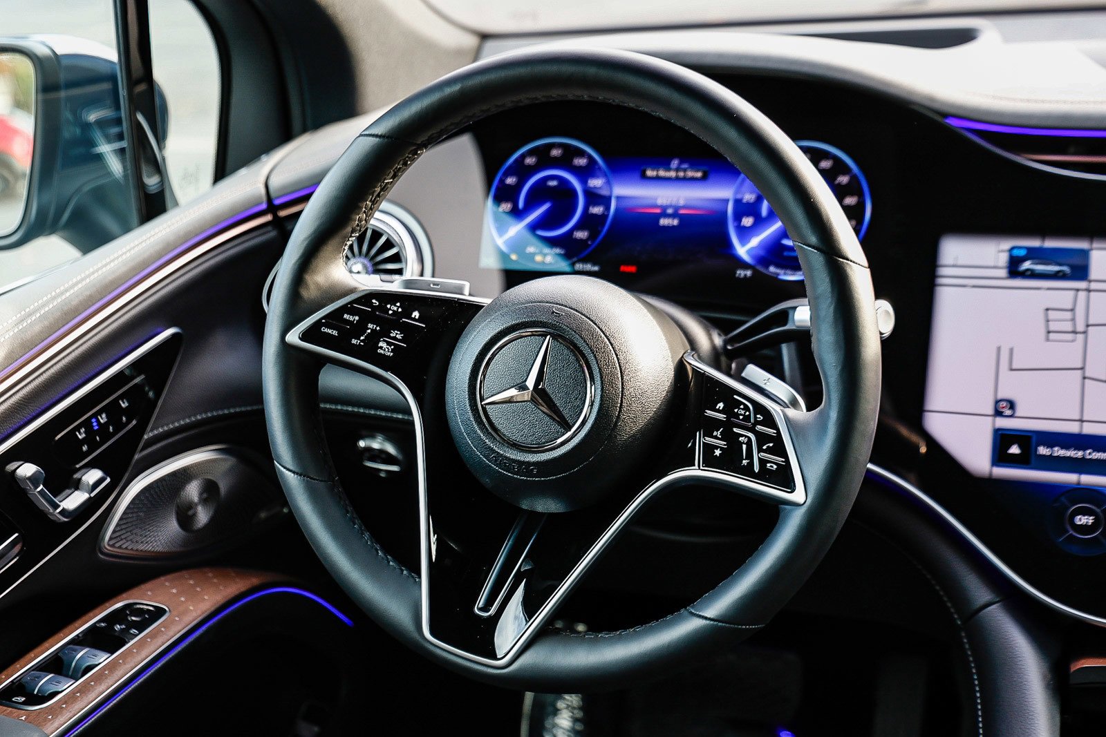 Certified 2023 Mercedes-Benz EQS 580 4MATIC SUV image 13