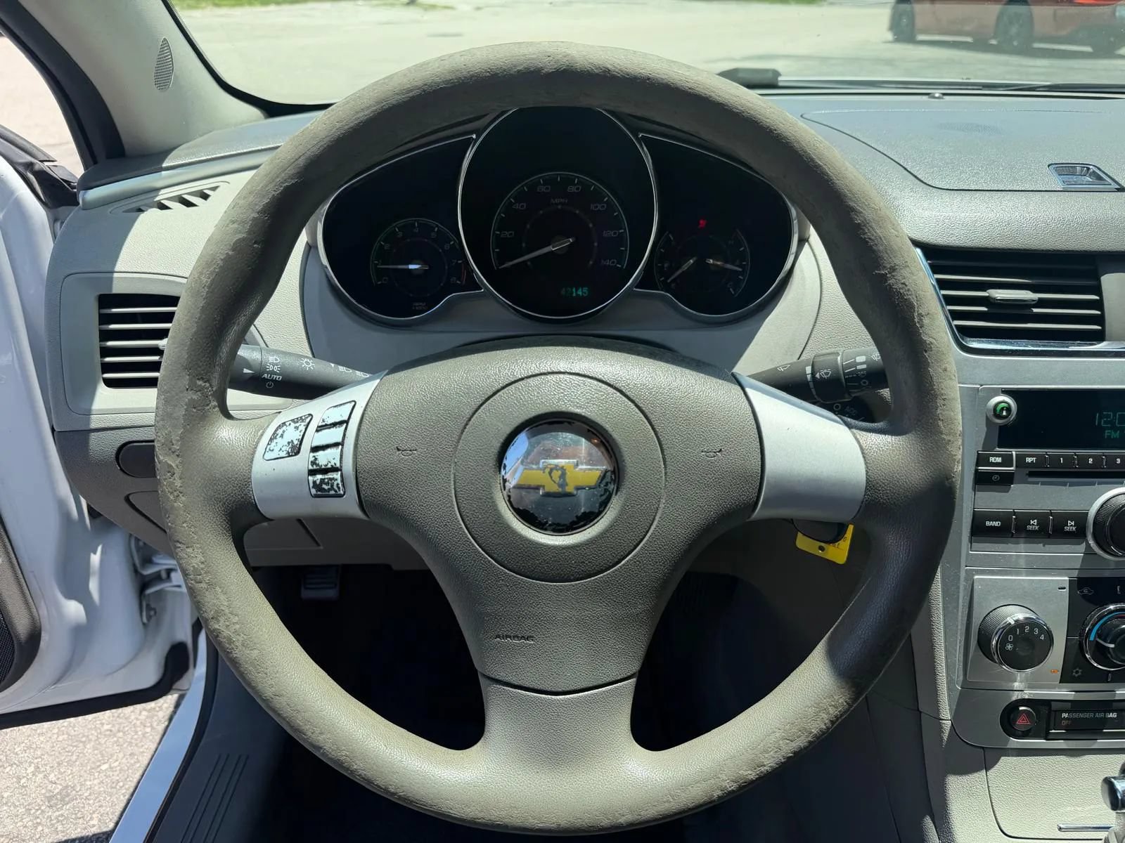 Used 2010 Chevrolet Malibu LS FWD image 14