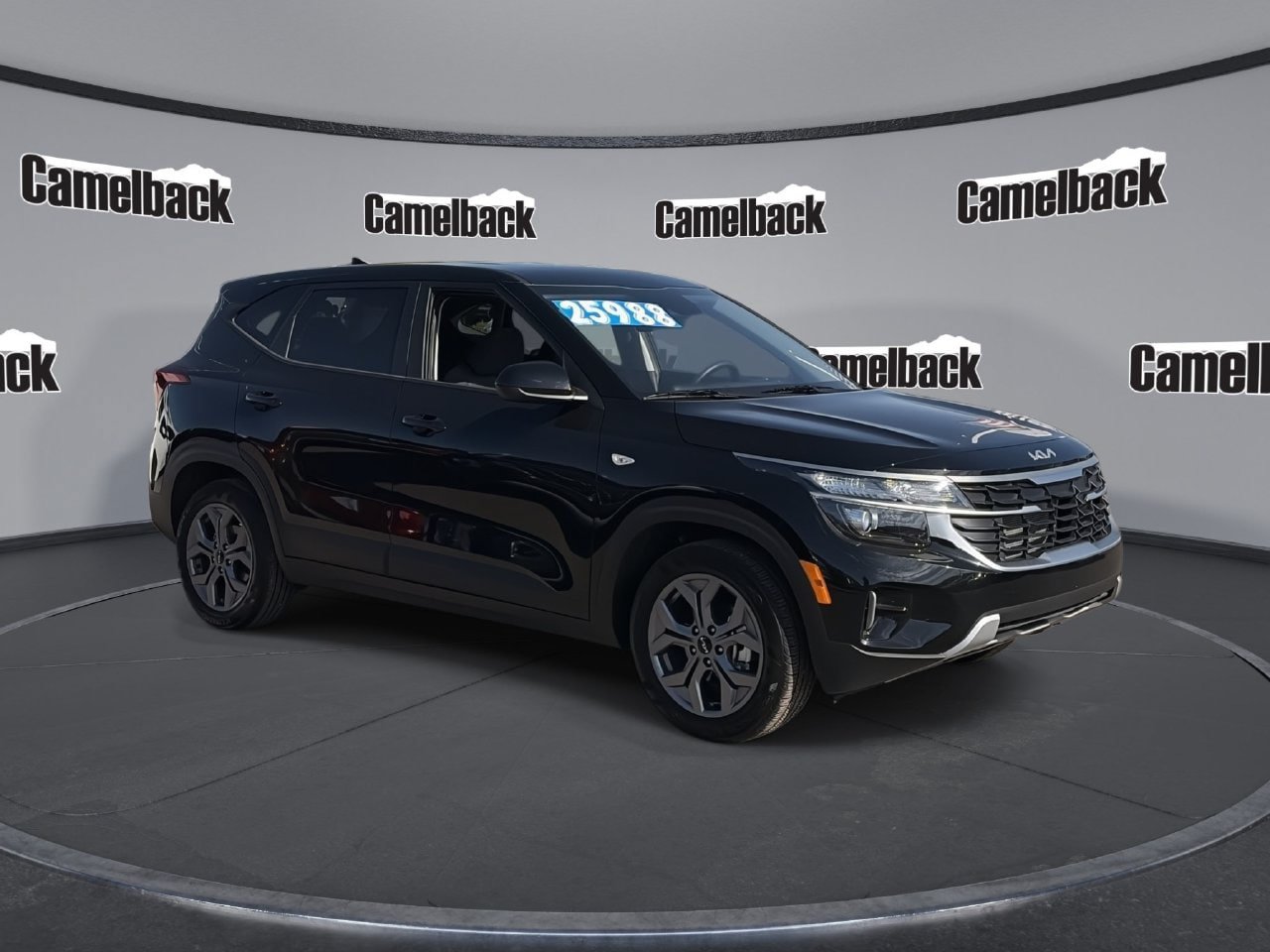 Certified 2026 Kia Seltos LX FWD image 1