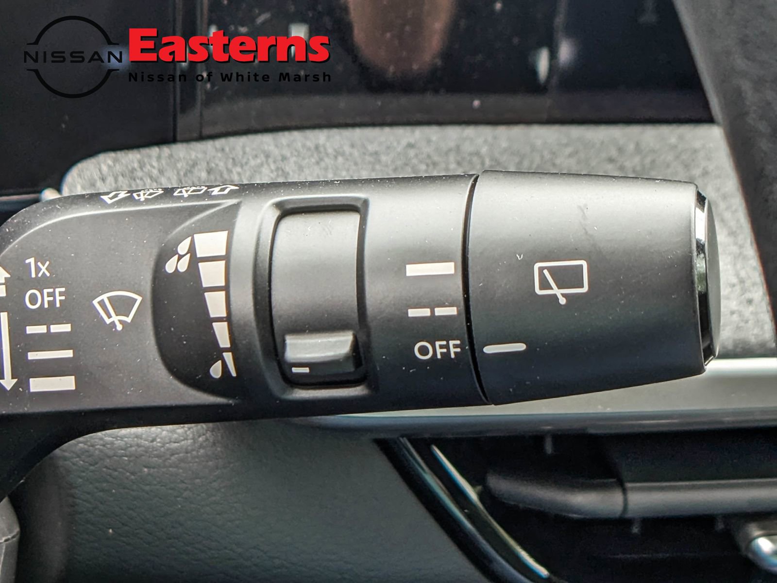 New 2025 Nissan Kicks SV image 31