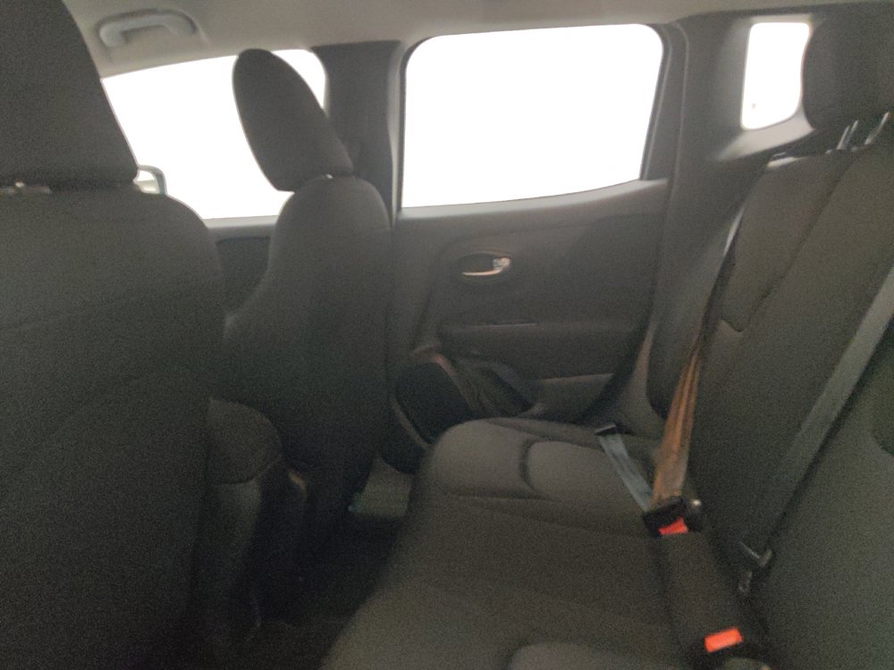 Used 2021 Jeep Renegade Sport FWD image 18