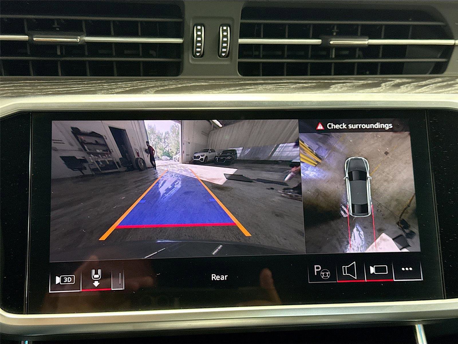 Used 2025 Audi A7 3.0T Prestige image 14