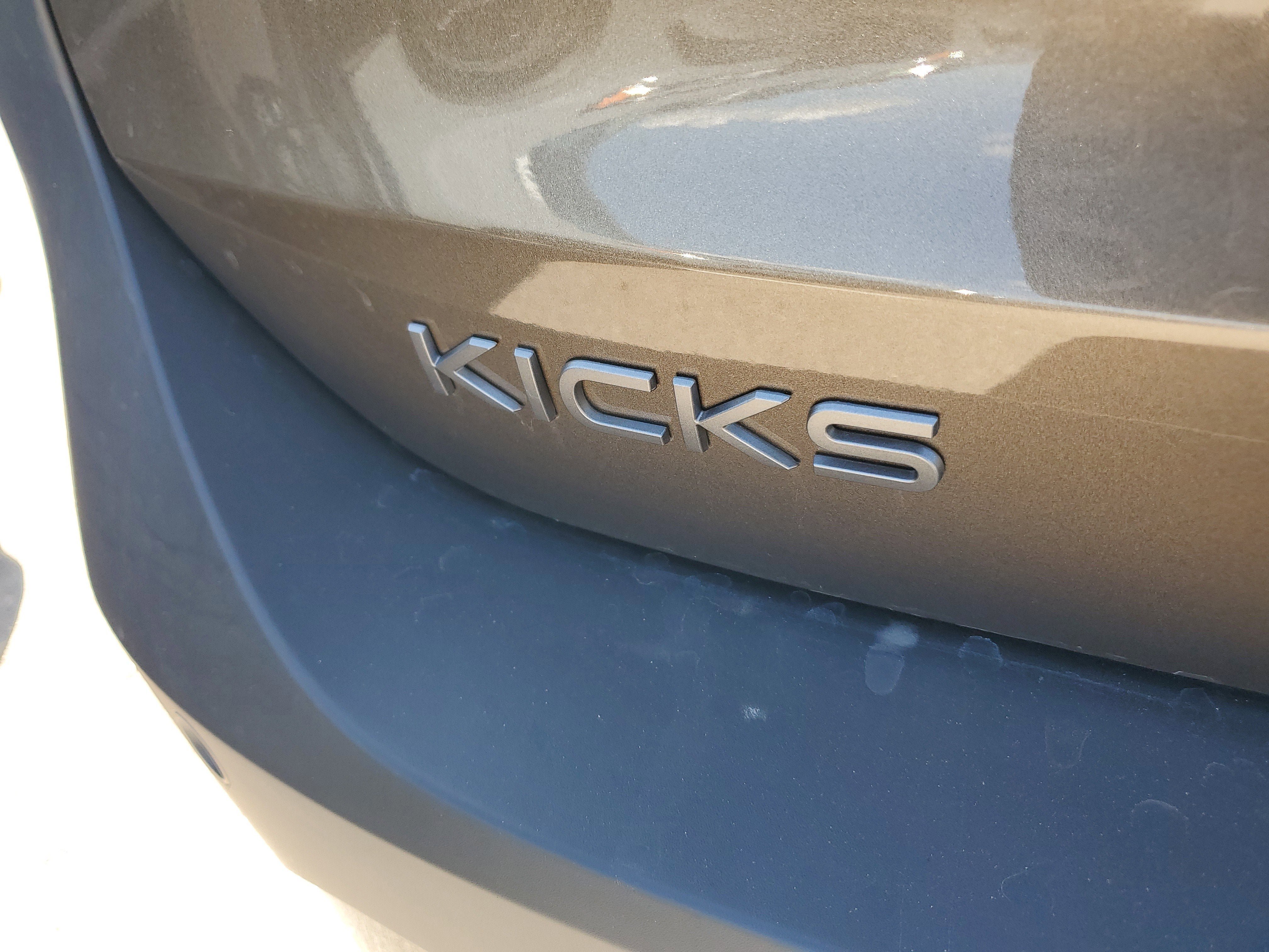 New 2026 Nissan Kicks SV image 6