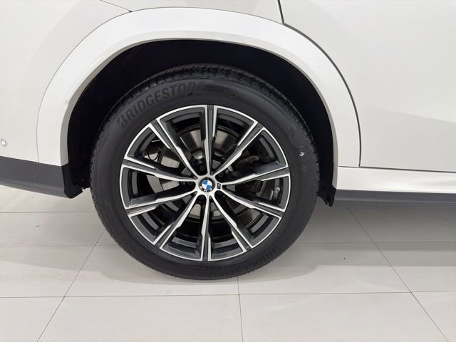 Certified 2024 BMW X6 xDrive40i w/ Parking Assistance Package image 44