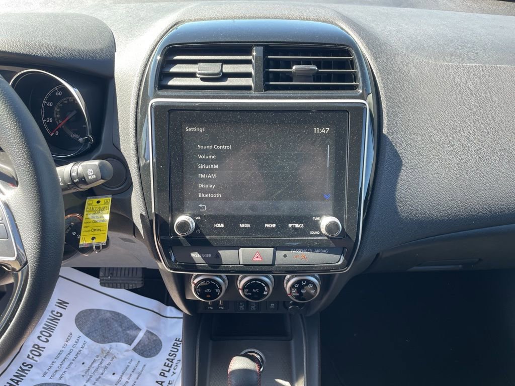 Used 2025 Mitsubishi Outlander Sport SE image 16
