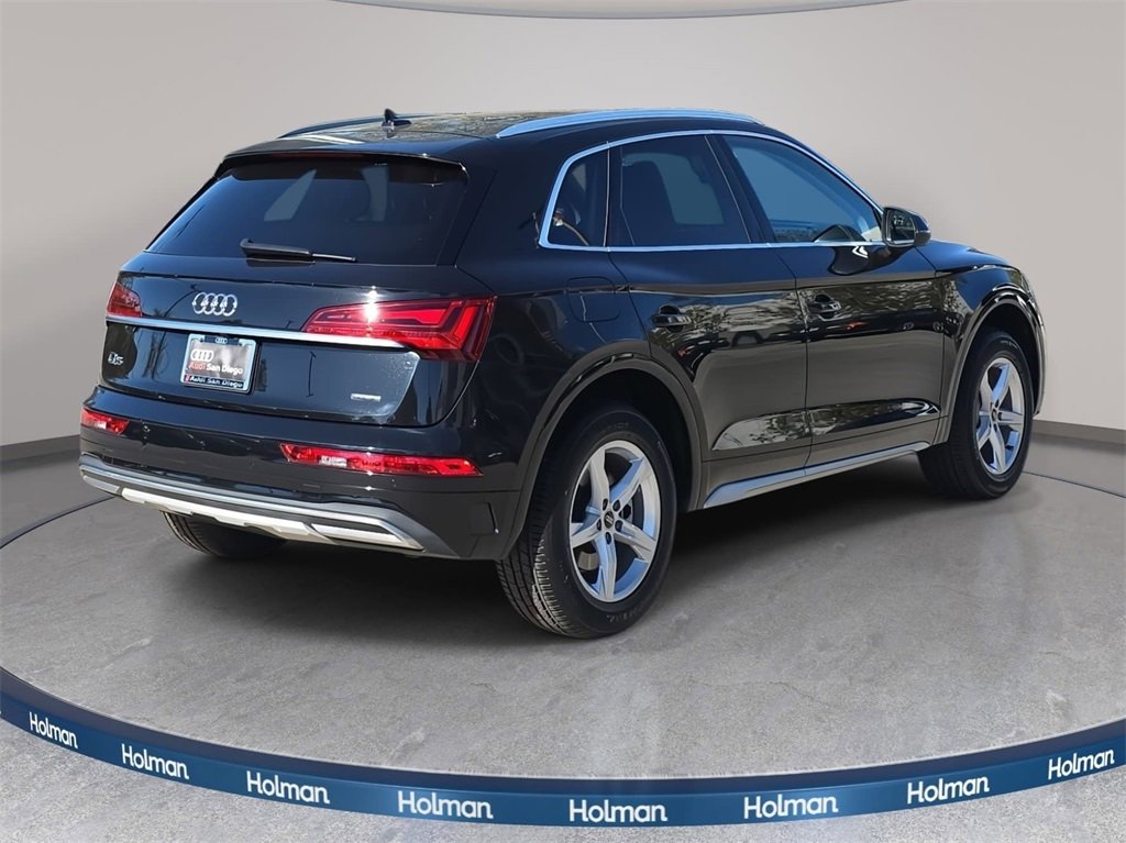Used 2023 Audi Q5 2.0T Premium w/ Convenience Package image 6