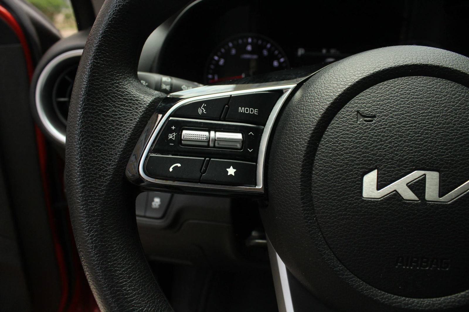 Used 2024 Kia Forte LXS FWD image 31