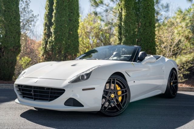 Used 2016 Ferrari California T image 83