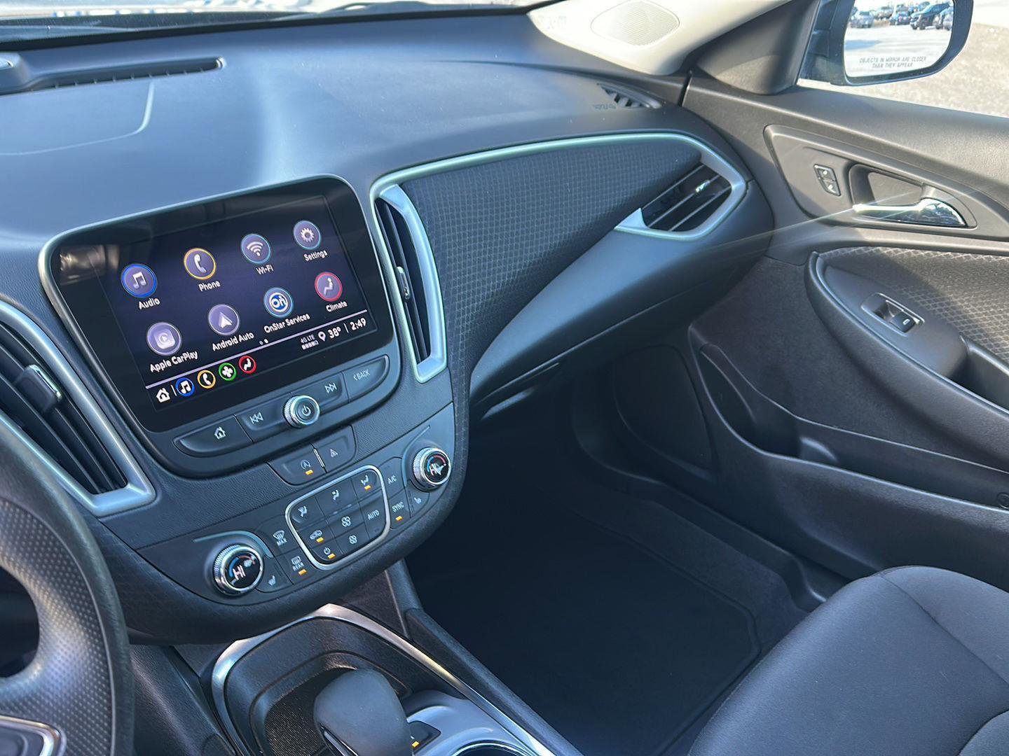 Used 2024 Chevrolet Malibu LT image 39