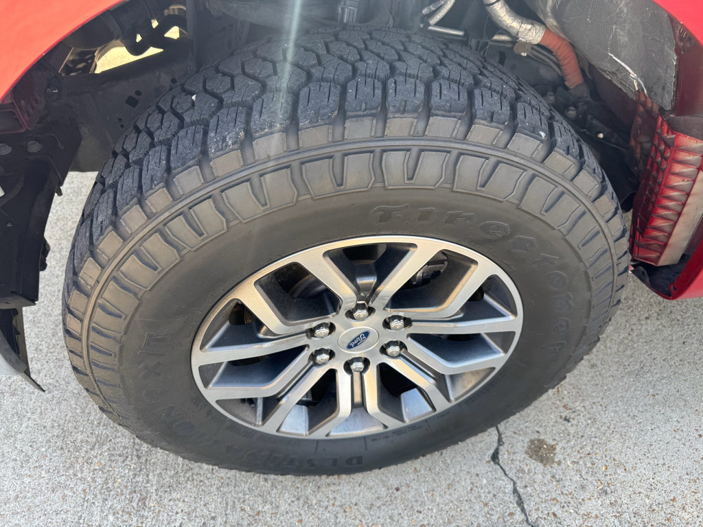 Used 2021 Ford F150 Lariat w/ FX4 Off-Road Package image 10