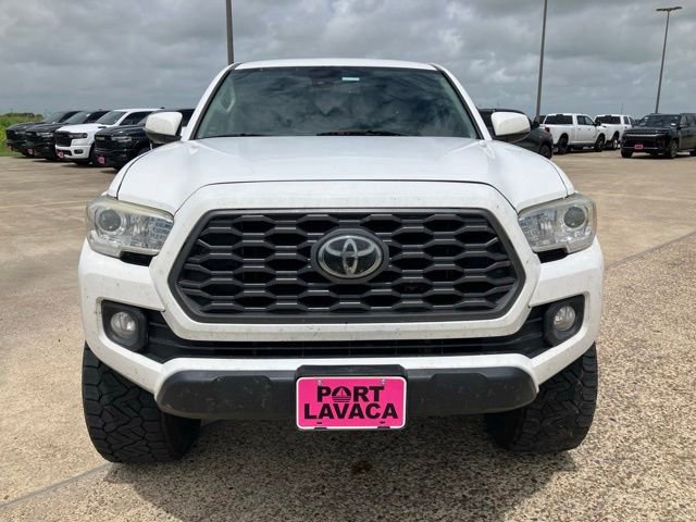Used 2020 Toyota Tacoma SR5 w/ Technology Package AWD/4WD image 2